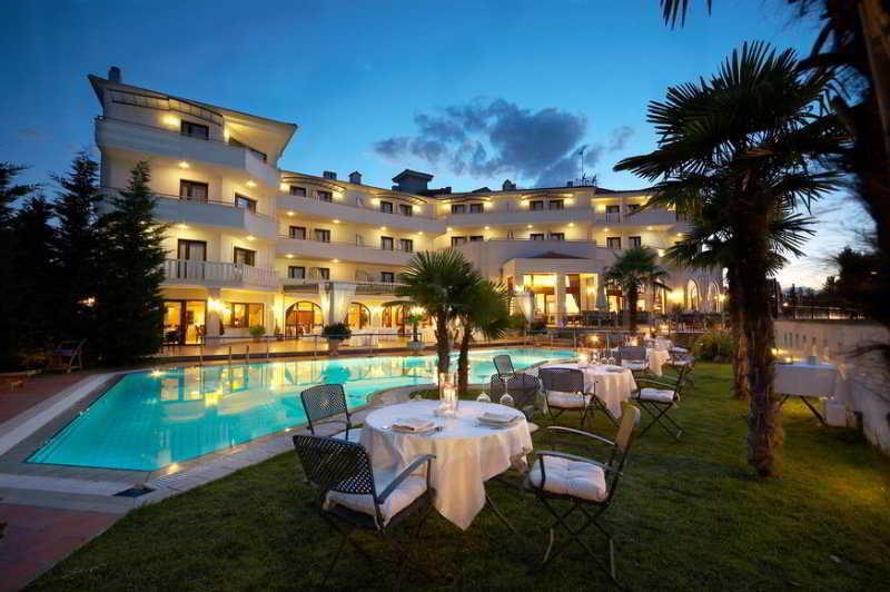 Aeton Melathron Hotel Tríkala Exterior foto